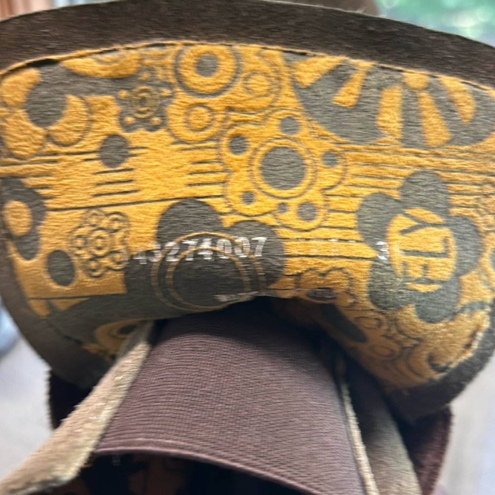 Lok Fly London Boot - Picture 9 of 9